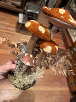 Load image into Gallery viewer, Large Velvet Mushroom Group
