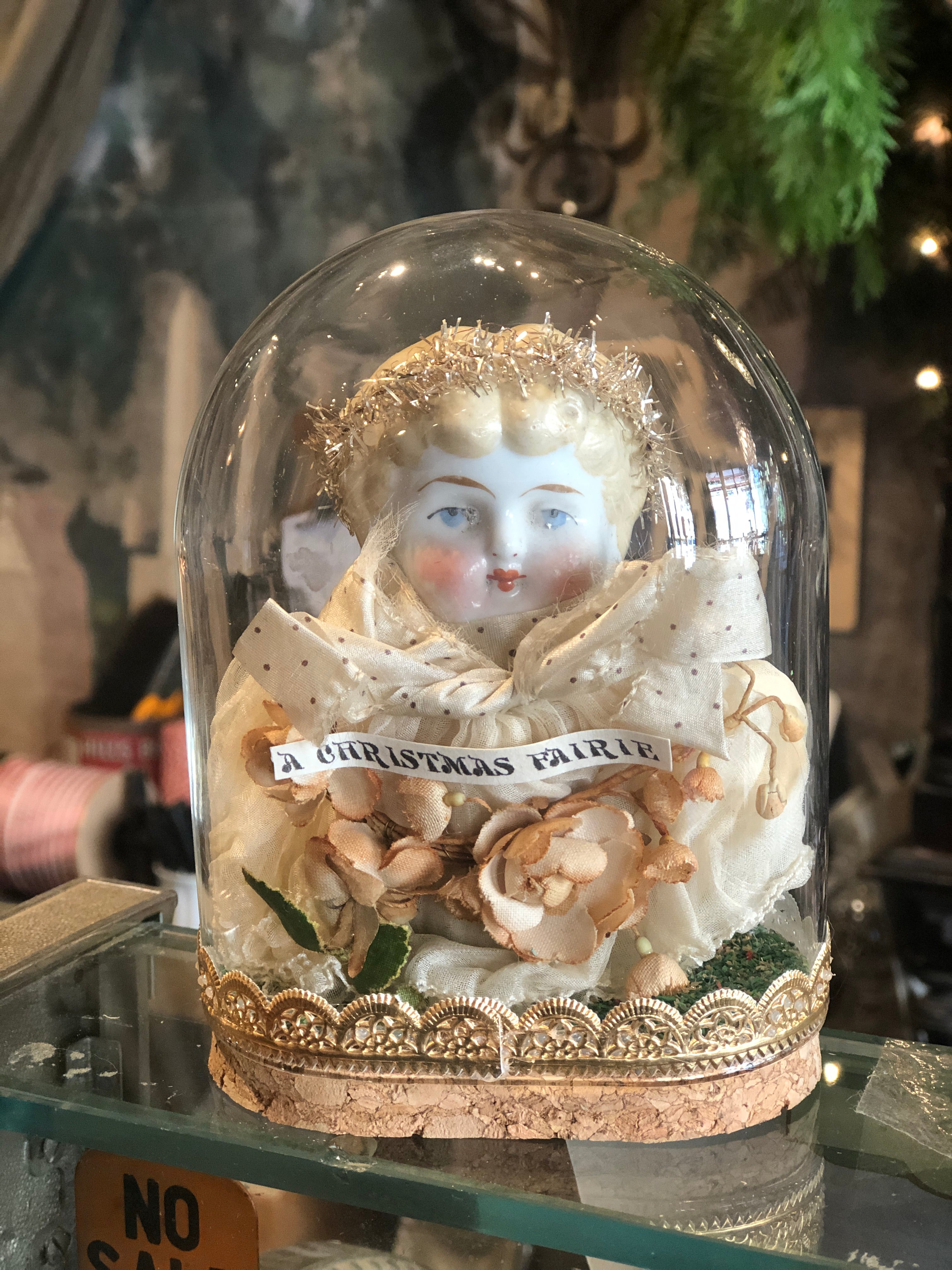 Antique Christmas Fairies in Oval Dome