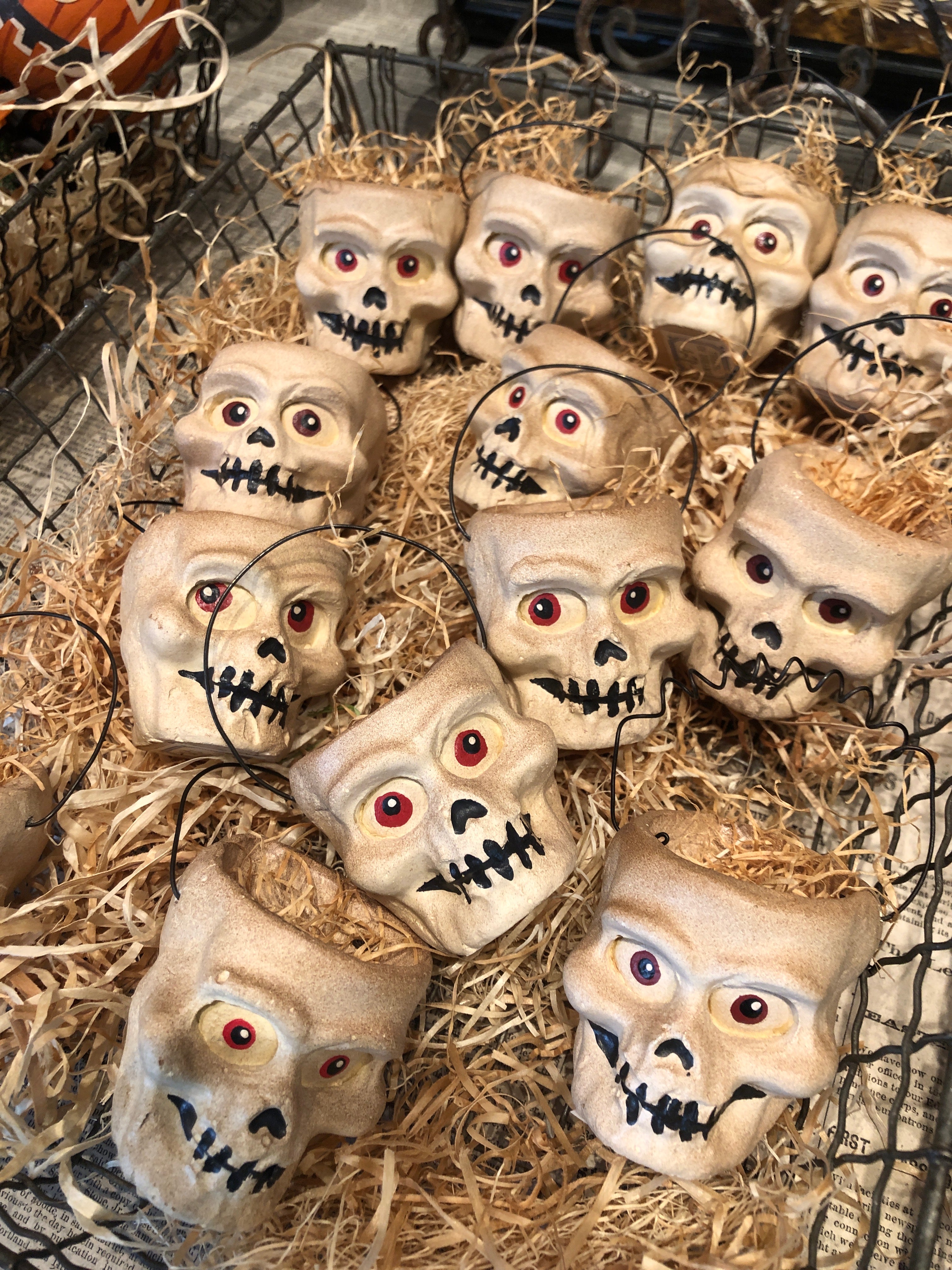 Miniature Vintage-Style Skull Containers
