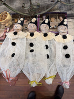Load image into Gallery viewer, Ghostly Vintage-Style Candy Bags
