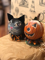 Load image into Gallery viewer, Festive Halloween Candy Balls
