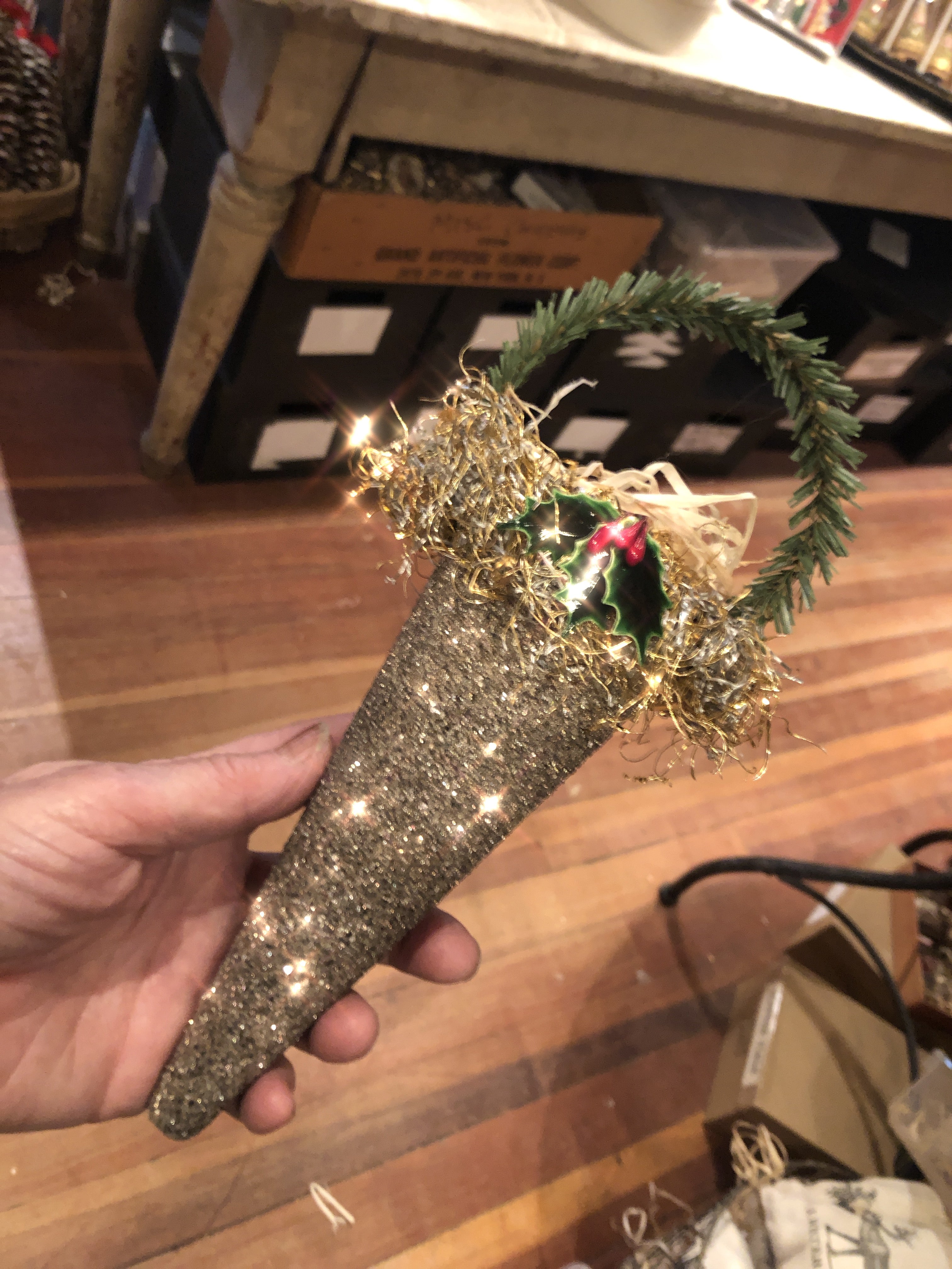 Glittering Gift Cones