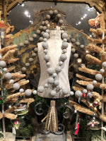 Load image into Gallery viewer, Glittering Ball Garland &amp; Gilded Tassels
