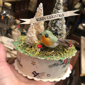 Wintery Bird on Gift Box